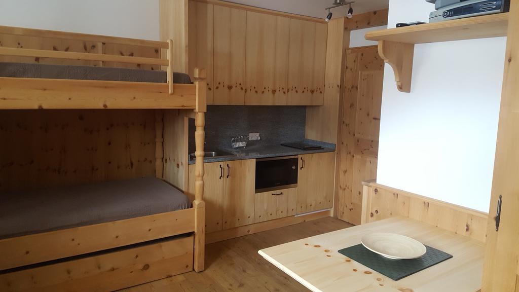 Relaxing Confortable Studio, Heated Garage, Skiroom Samedan Esterno foto